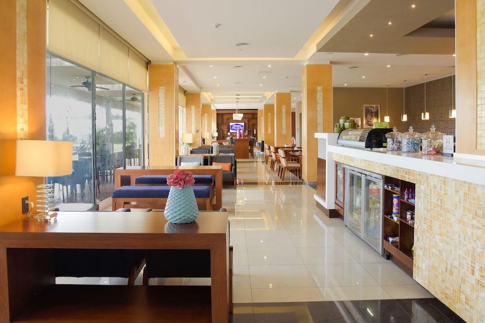 Hampton Inn & Suites By Hilton Paraíso Exterior foto